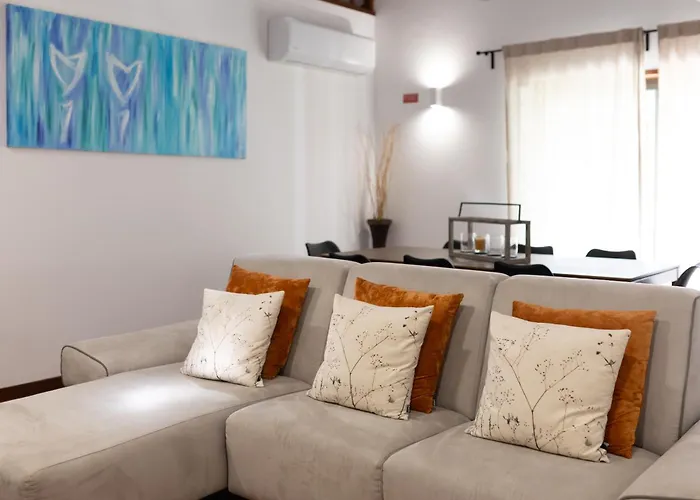 Ermal Haven 펜션 *