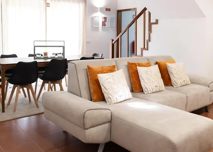 בית נופש Ermal Haven *