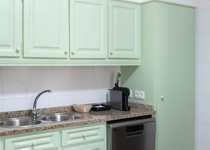 בית נופש Ermal Haven *